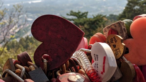 Liebe in drei Akten: Valentinstag, White Day & Black Day in Korea