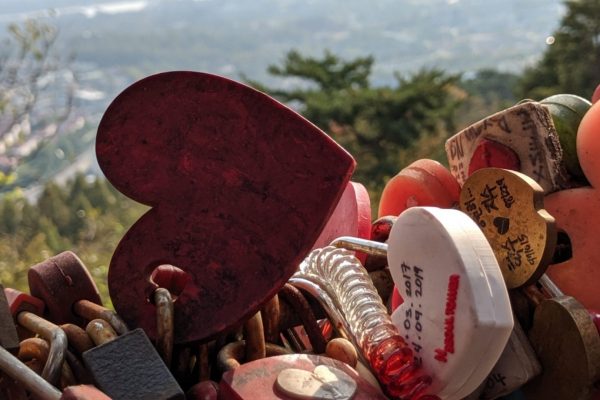 Liebe in drei Akten: Valentinstag, White Day & Black Day in Korea