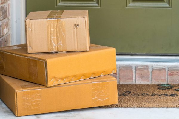 Postal System Decoded: How to Send Mail in Germany 2025 (+ Cheat Sheet!)