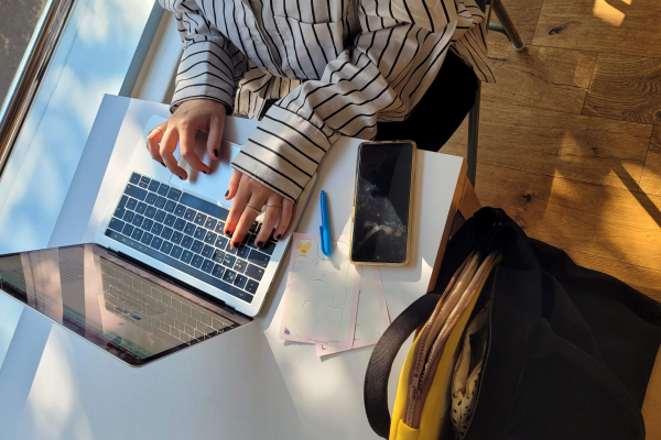 The Essential Workation Guide: Your Checklist for Working From Anywhere